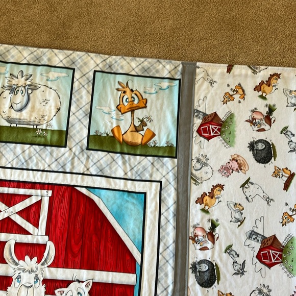 FARMYARD TAILS BLANKET, LLAMA,HORSE,COW,GOOSE,GOAT, PIG, DUCK,ROOSTER, SHEEP,DOG - Picture 5 of 12
